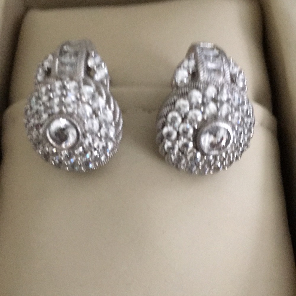 Judith Ripka Sterling/ Diamonique Clip Earrings